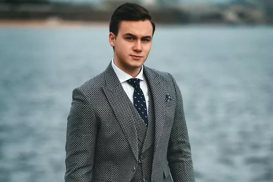 Кто такой николай соболев? откуда у видеоблогера 5 миллионов подписчиков