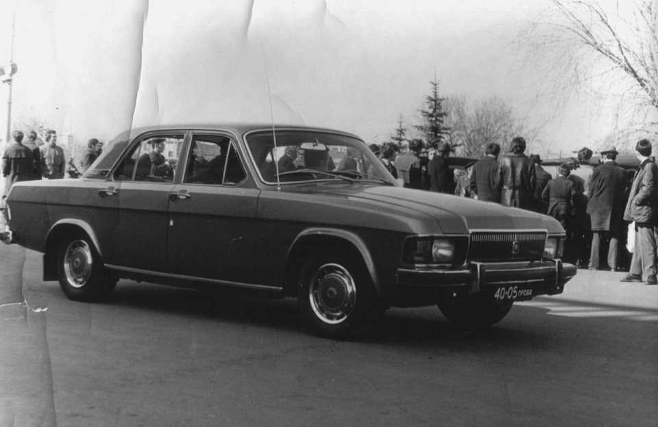 Газ-31013/31028 «волга» (1982 – 1996 гг.). автомобили советской армии 1946-1991